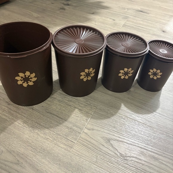 Tupperware Other - Vtg Set Of 4 Tupperware Brown Mushroom Nesting Servalier Canister W/ 3 Lids